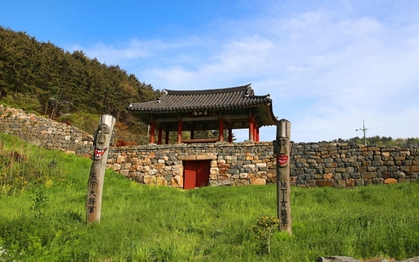 안흥진성 모습.