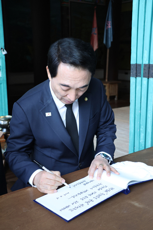 박수현 민주당 충남도지사 후보, 첫 행보는 '청년·AI'